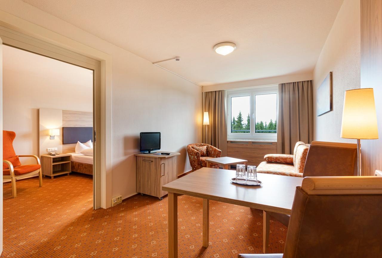 Hotel Am Buehl Айбенщок Екстериор снимка