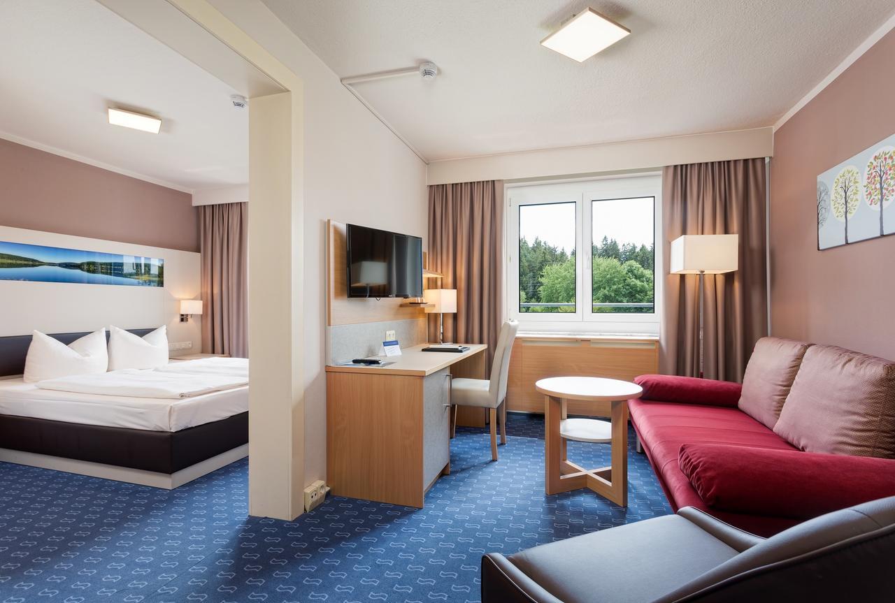 Hotel Am Buehl Айбенщок Екстериор снимка