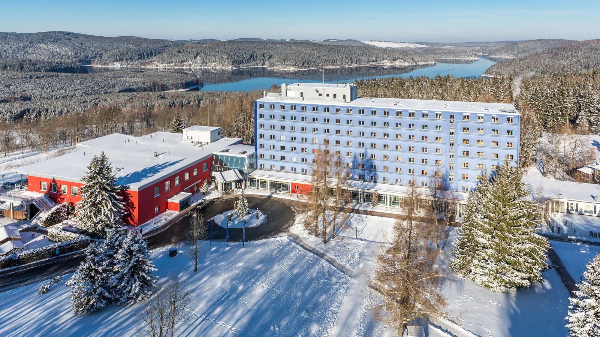 Hotel Am Buehl Айбенщок Екстериор снимка