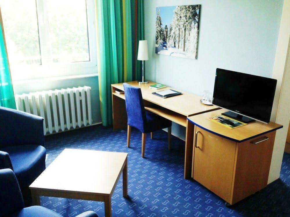 Hotel Am Buehl Айбенщок Екстериор снимка