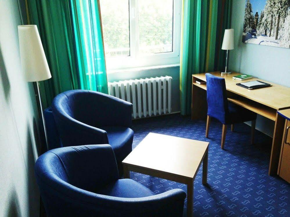 Hotel Am Buehl Айбенщок Екстериор снимка
